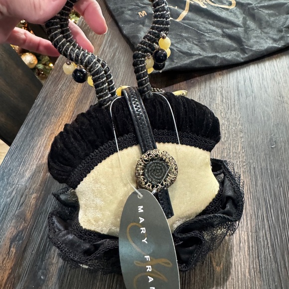 Retired Mary Francis one of a kind, literally, purse number 970–90 new with tags - Picture 7 of 9